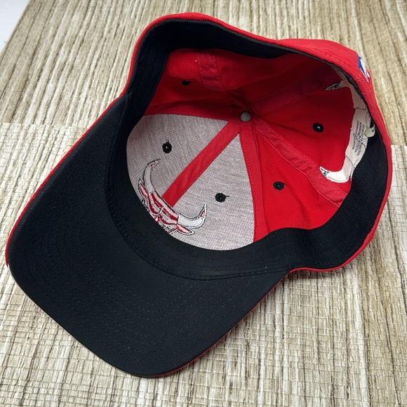 Adidas Chicago Bulls Hat - Picture 6 of 7